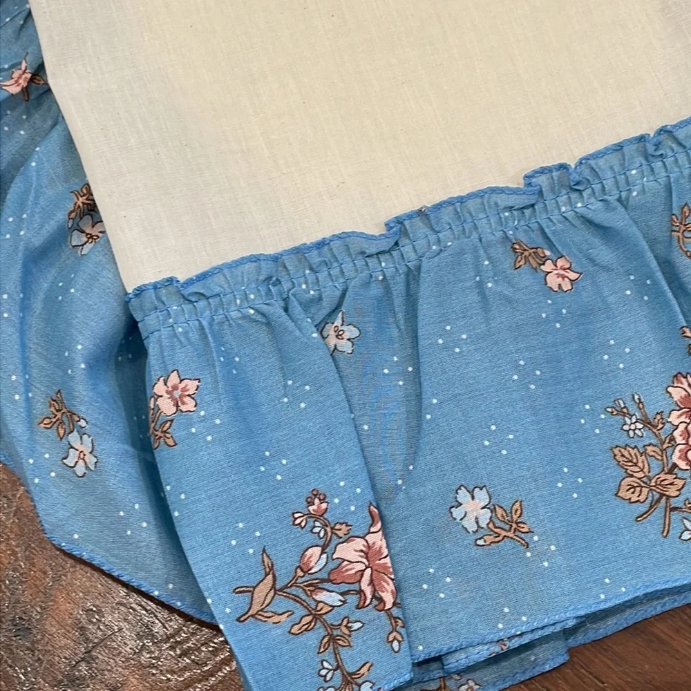 Vintage 80s curtain panel